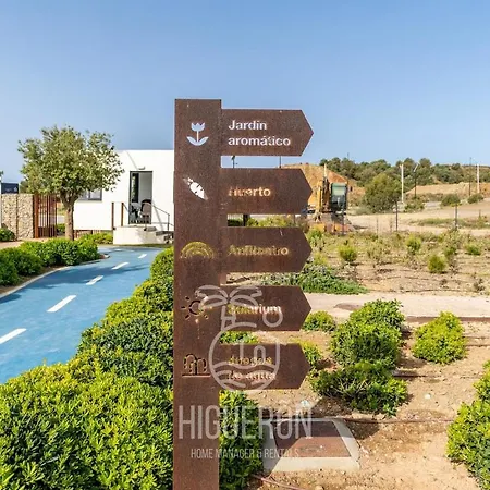 Higueronrentals Sandalo Apartment Malaga